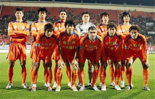 在两回合的 在两回合的